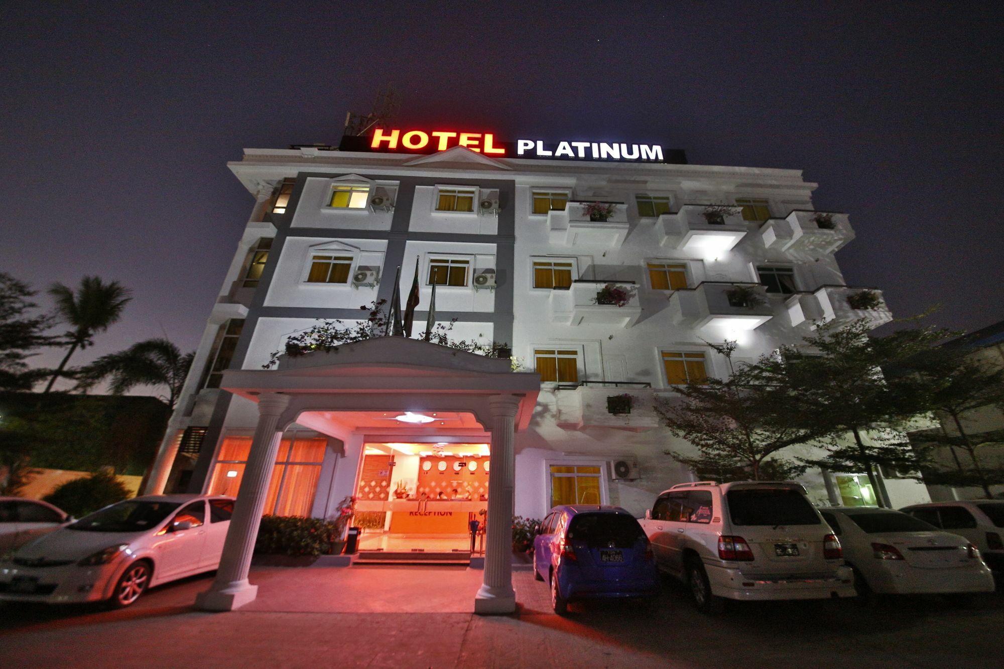 Hotel 72 양곤 외부 사진